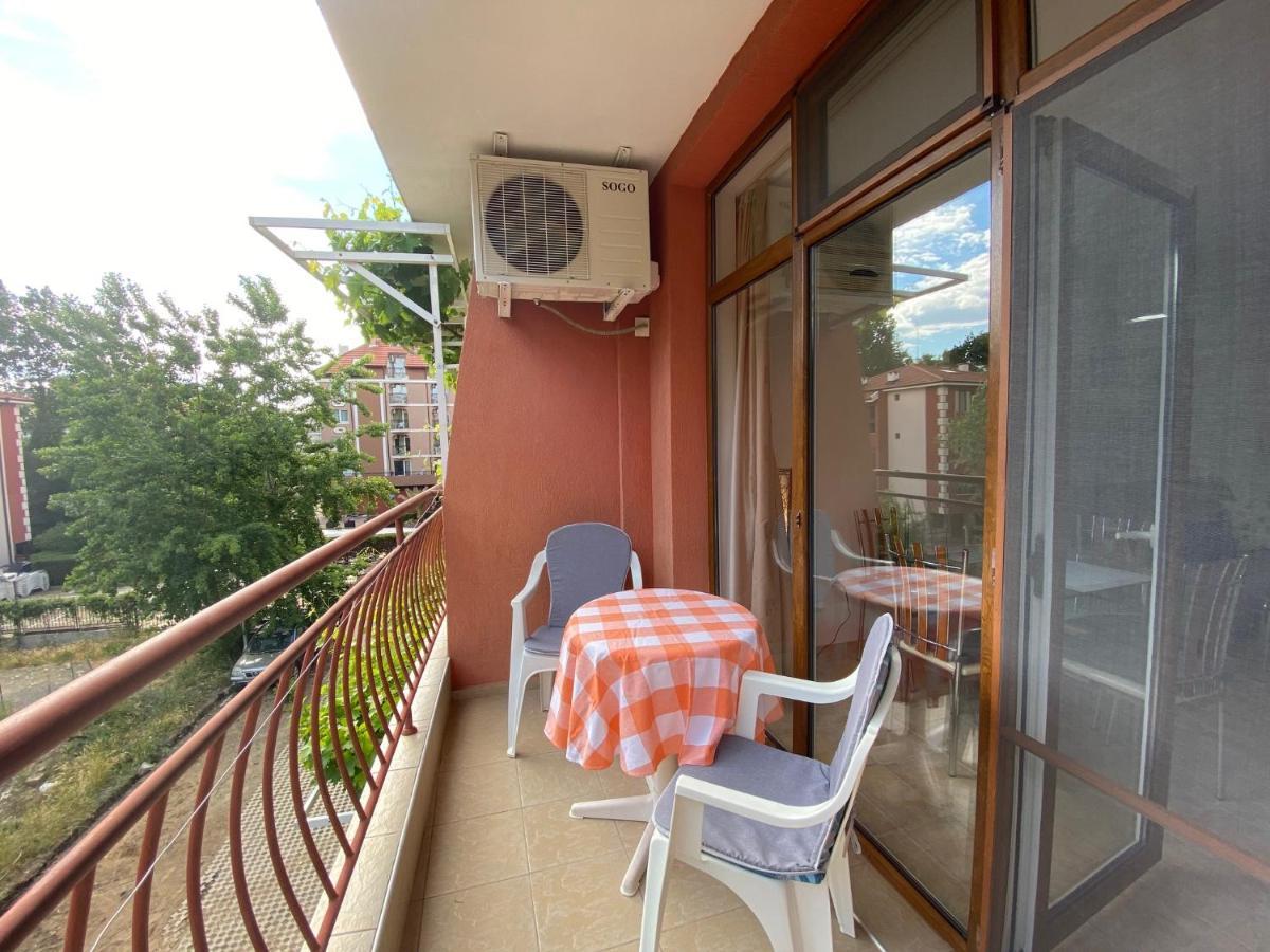 Anita A15 Family Apartment Sluneční pobřeží Exteriér fotografie