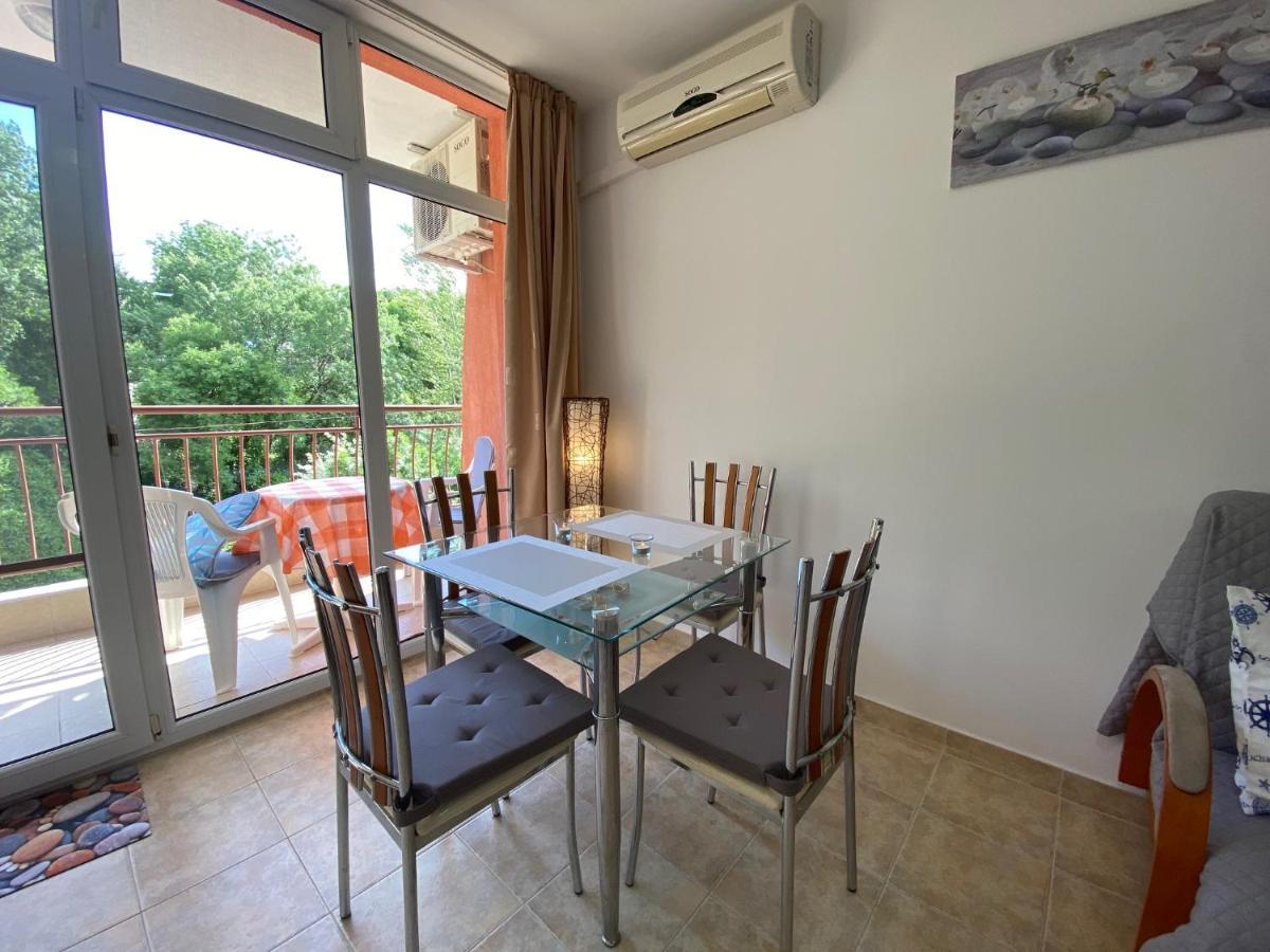 Anita A15 Family Apartment Sluneční pobřeží Exteriér fotografie